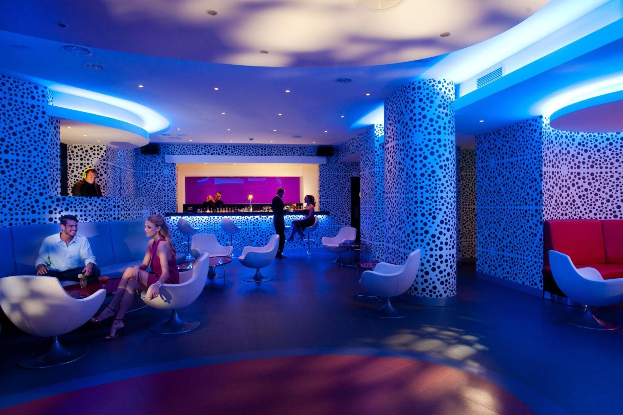 Olympic Lagoon Resort Paphos Buitenkant foto