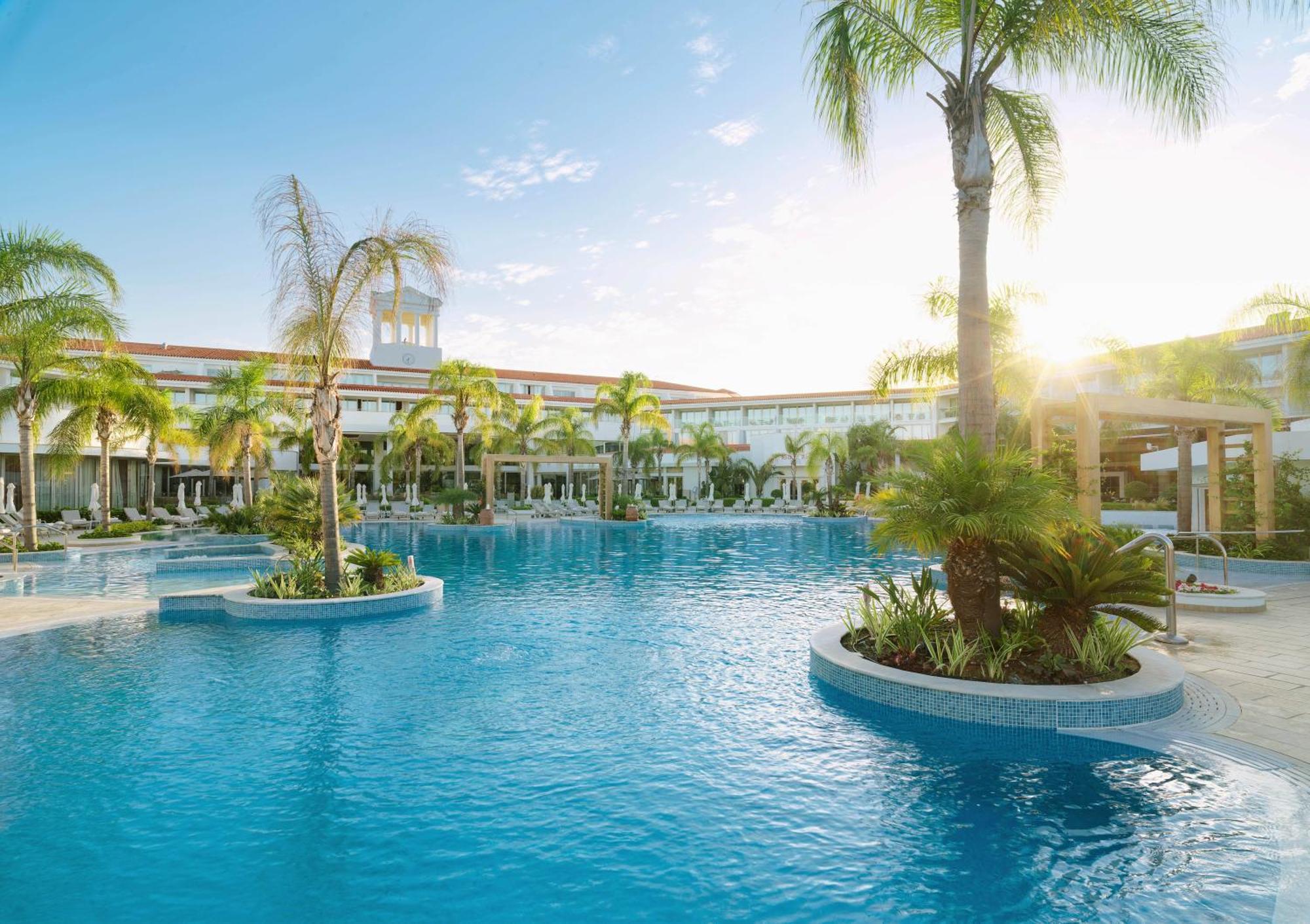 Olympic Lagoon Resort Paphos Buitenkant foto